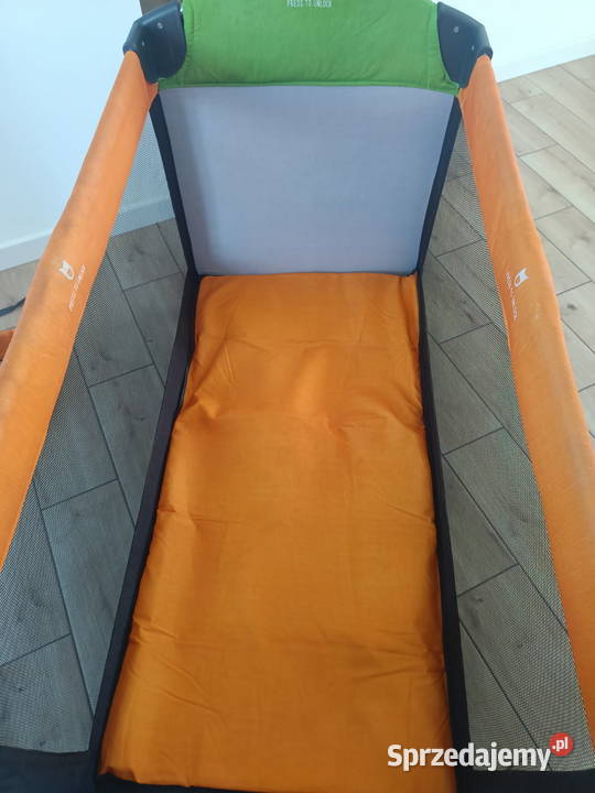 Sprzedam łóżeczko turystyczne Meble Chmielnik sprzedam