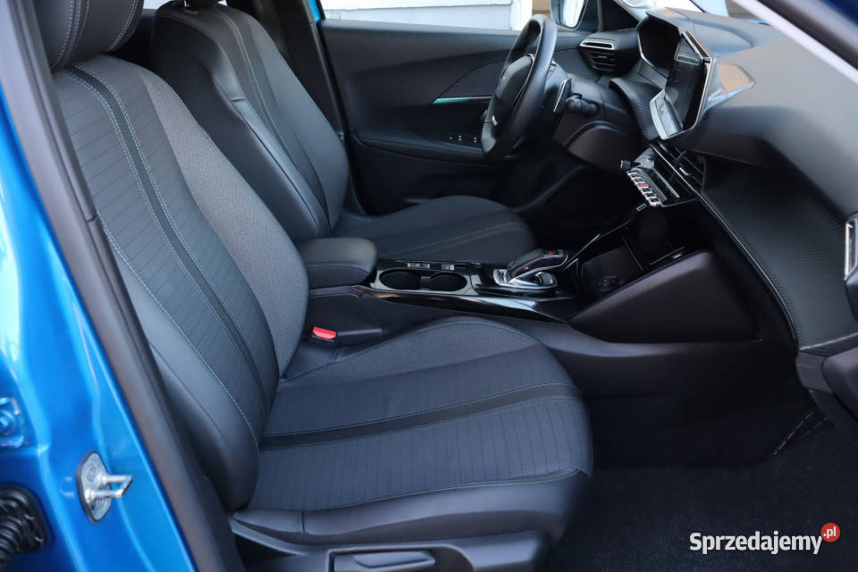 Peugeot 2008 12 PureTech 80668km Zabrze sprzedam