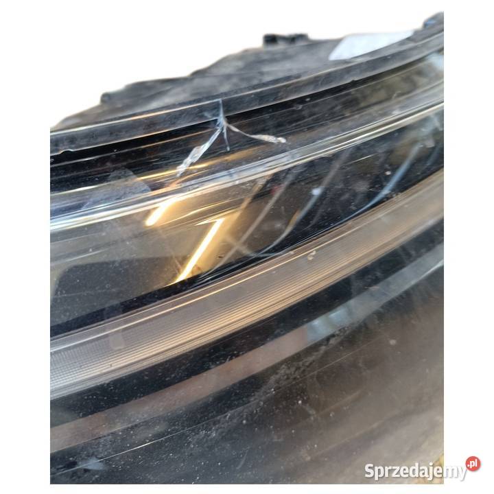 Reflektor prawy przedni Renault Trafic III LED wielkopolskie sprzedam