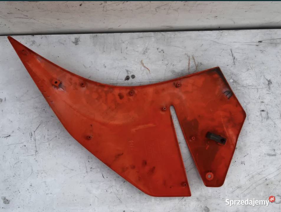 Osłona boczek lewa KTM RC 125 RC 390 1519 Osłony Ostrzeszów