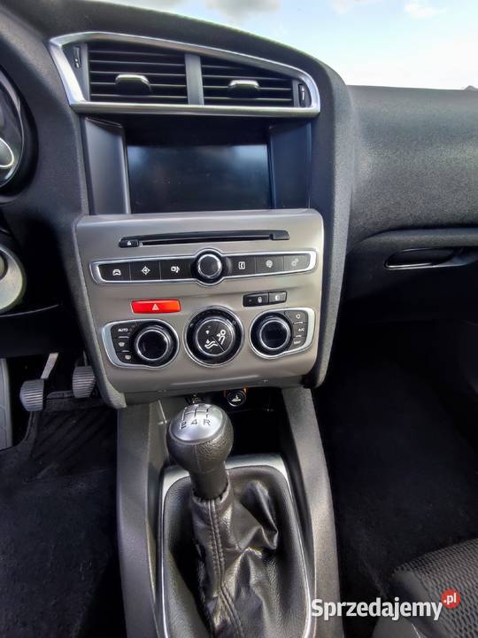 CITROEN C4 II benzyna 2016r 118200 1199cm3 świętokrzyskie