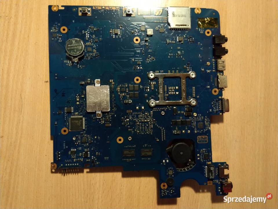 Laptop SAMSUNG NP300E5C na części sprzedam