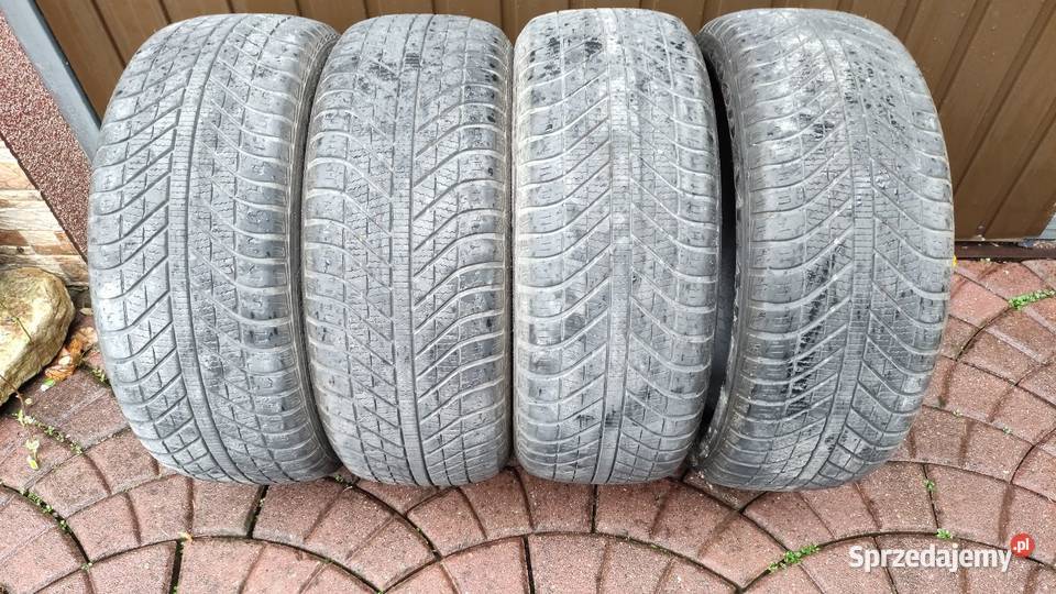 20550R17 93V 4 Wielosezonowe GoodYear Vector Goodyear świętokrzyskie