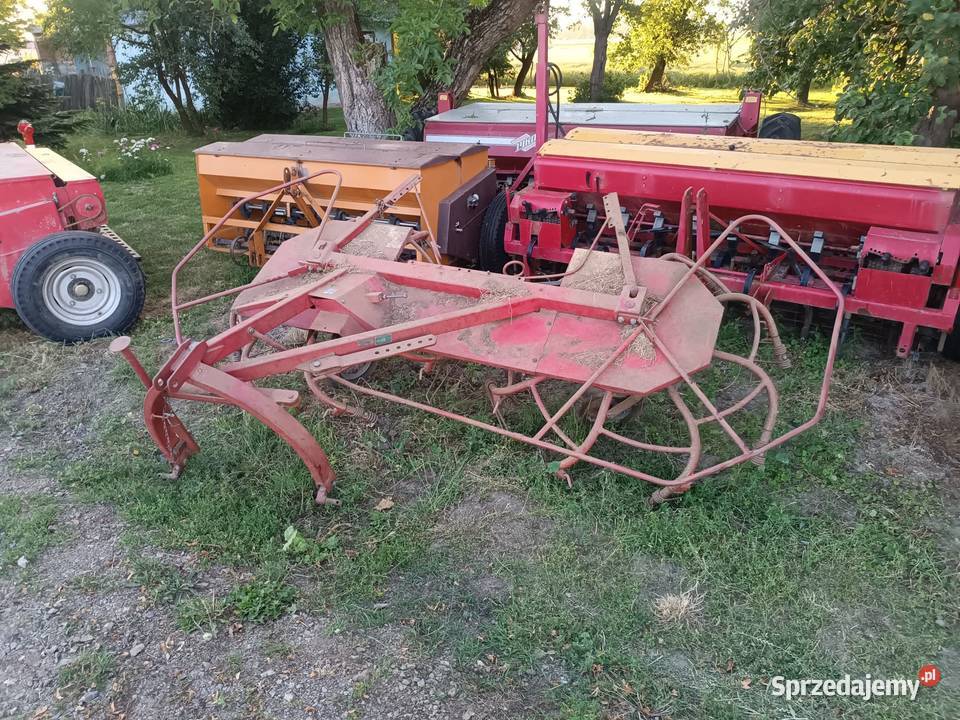 Przetrząsarka przewracarka karuzelowa Dragany