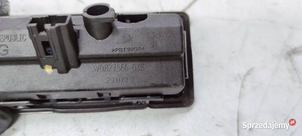 KLAMKA KLAPY TYŁ AUDI A4 B9 A5 3V0827566 osobowe