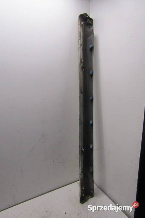 LISTWA PROGOWA PRAWA PRAWE W13 MITSUBISHI sprzedam