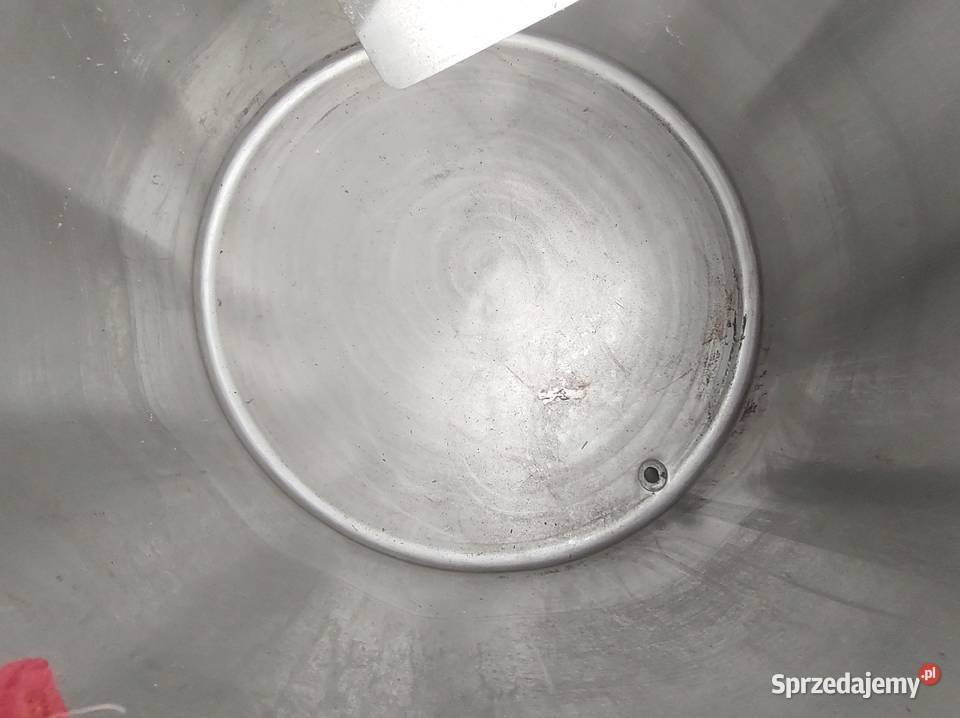 Sprzedam chłodnie do mleka o pojemności 650 l sprzedam