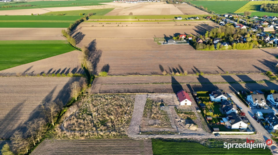Grunt 879m2 Chomęcice 879m2