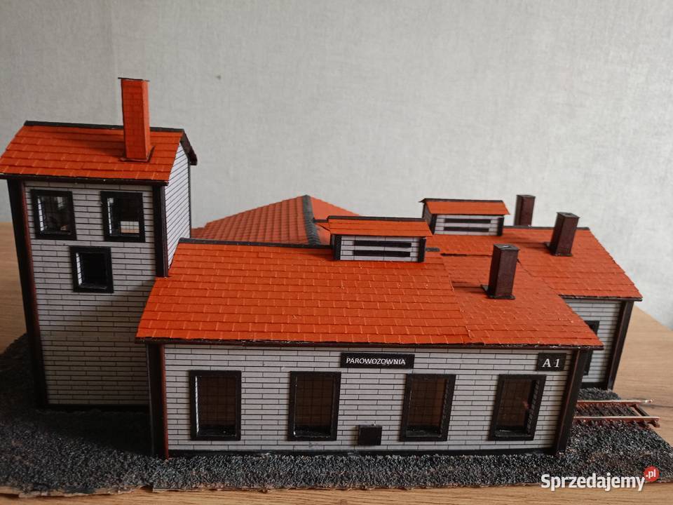 Parowozownia H0 ręcznie klejona