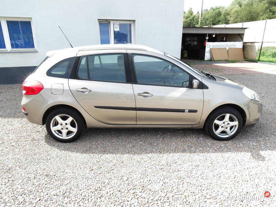 Renault Clio III Grandtour Wypożyczalnia małopolskie Przebieczany auto wynajem