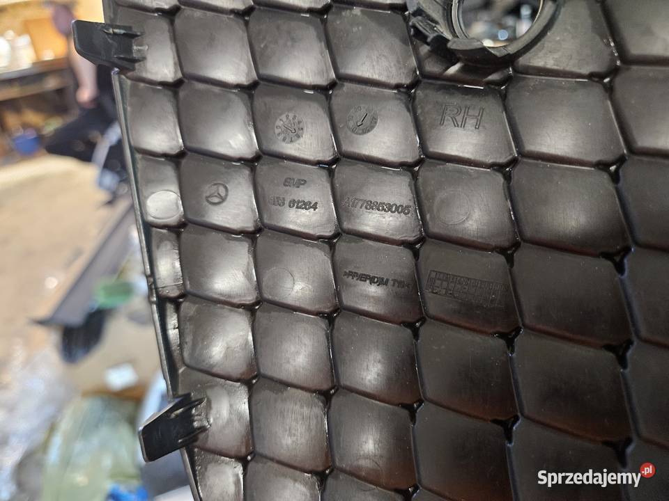 MERCEDES AKLASA W177 LIFT KRATKA PRAWA ZDERZAKA wielkopolskie Międzychód