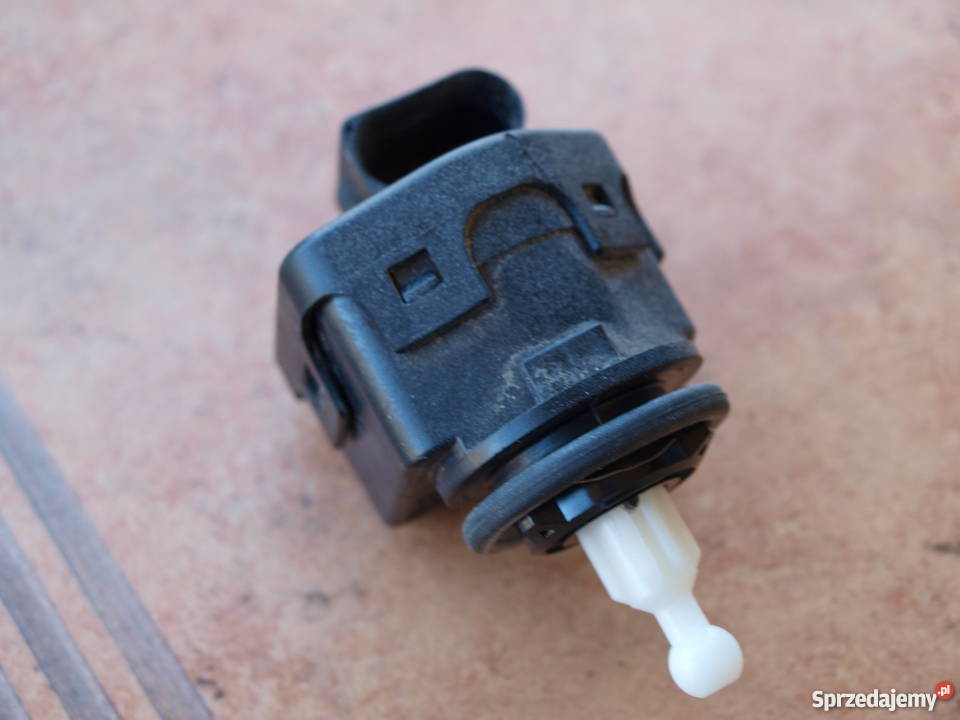 VW Up silniczek lampy przedniej 2012 2019r silniczki regulacji sprzedam