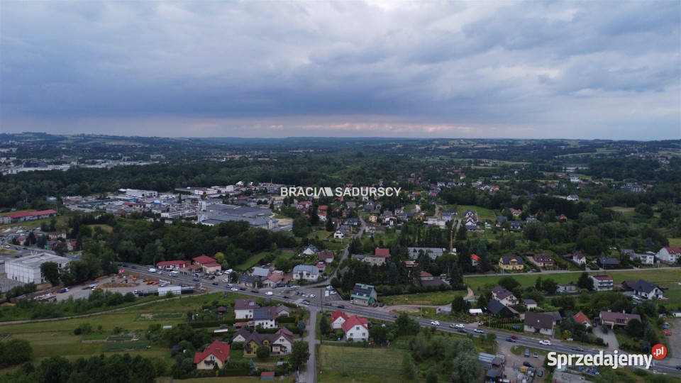 Sprzedaż lokalu 598m2 Jaroszowice