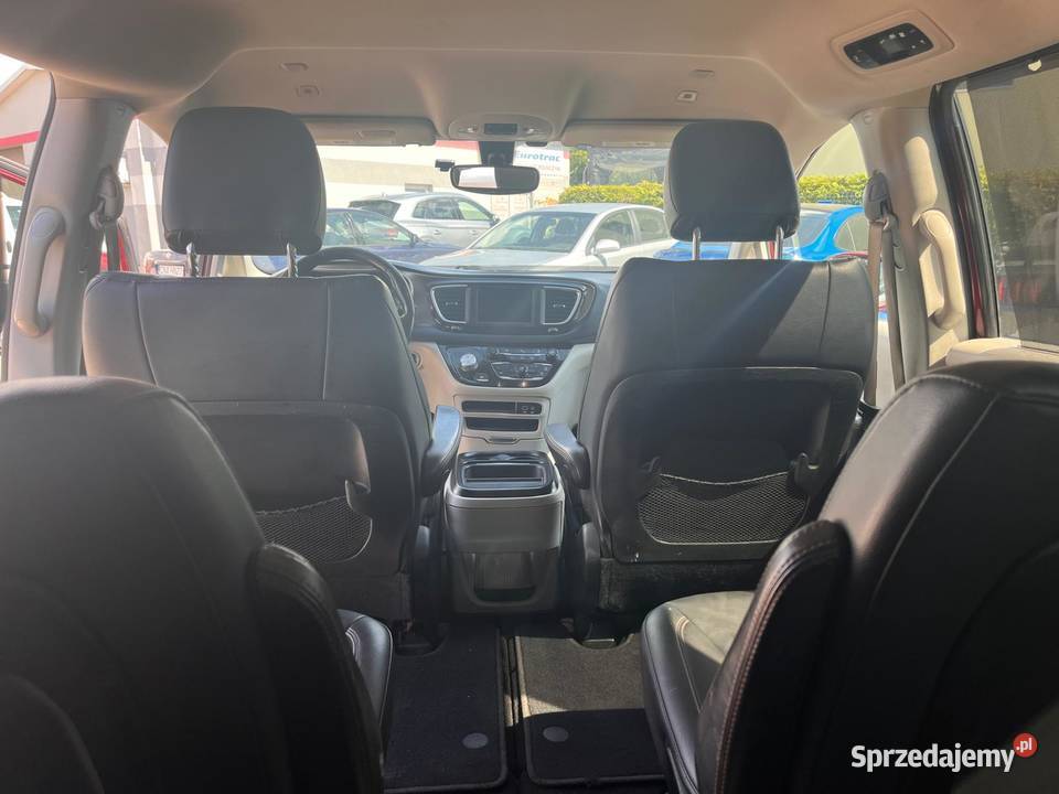 Chrysler Pacifica 36 Touring L 2019 benzyna z wielofunkcyjna kierownica Ślesin sprzedam
