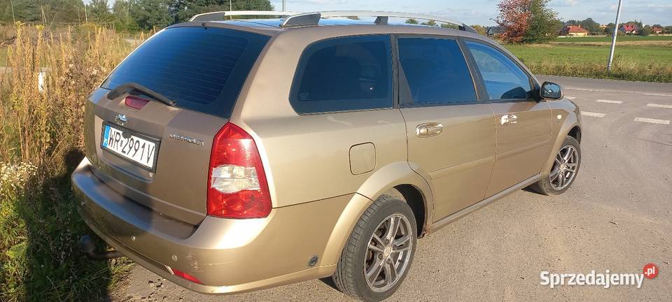 Chevrolet Lacetti 16 BG hak ważne opłaty w pełni Skaryszew