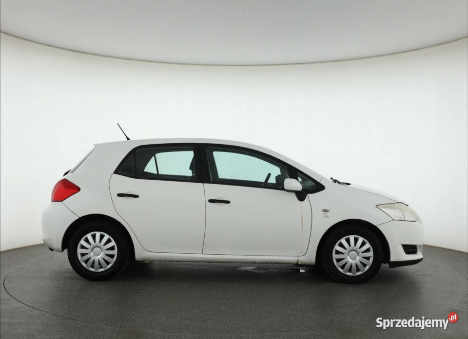 Toyota Auris 14 D4D manualna Piaseczno