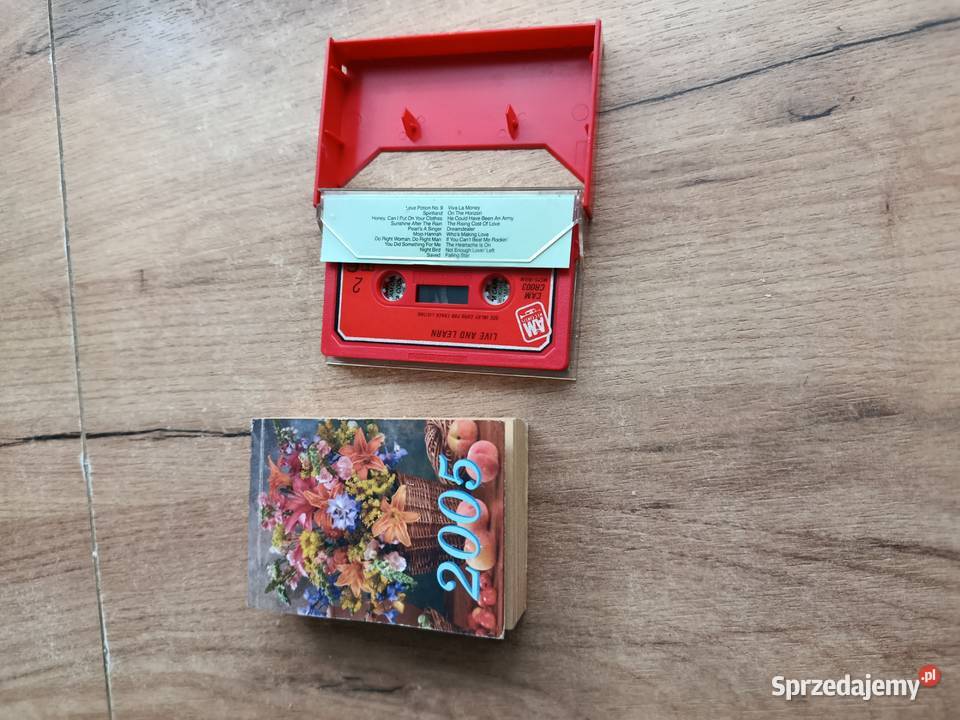 Kaseta magnetofon i kalendarz zdzierak zestaw Choszczno
