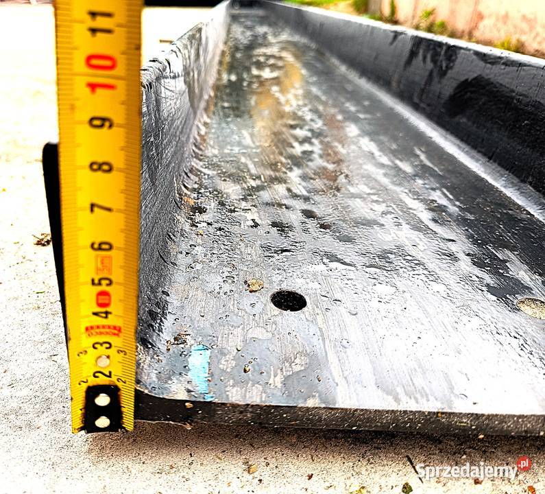 Ceownik stalowy 240mm x 85mm o długości 3560 mm