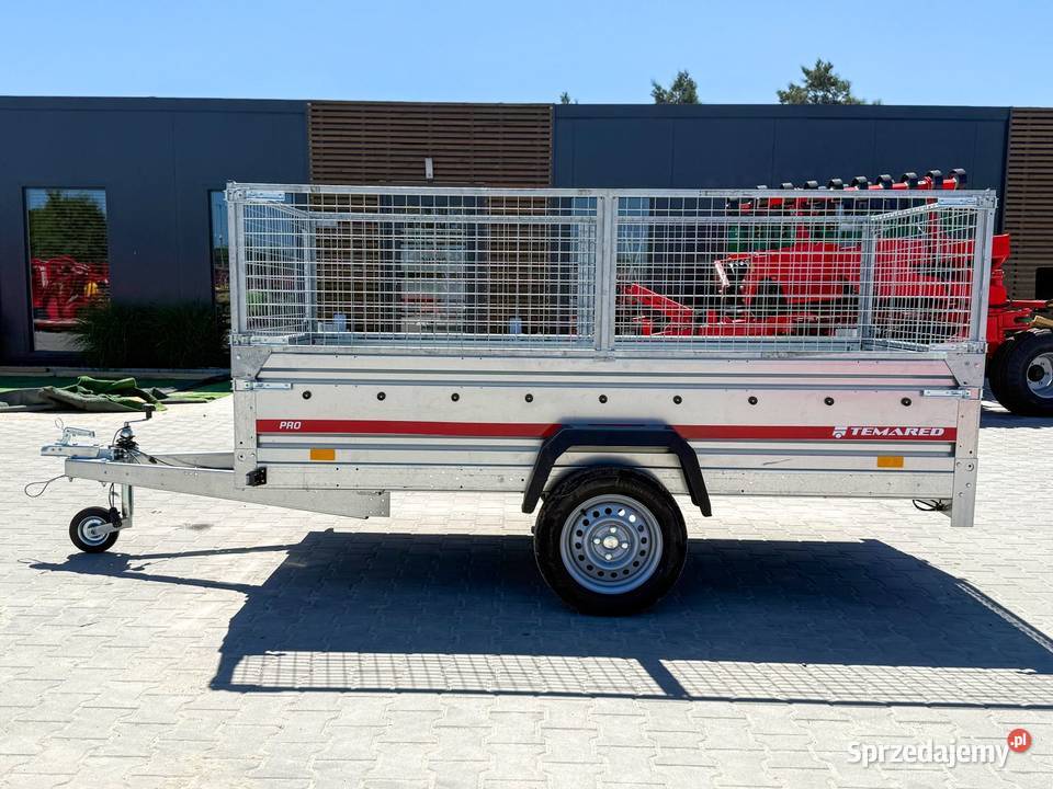 Przyczepka TEMARED PRO 2612 DMC 750 burty Cegielsko