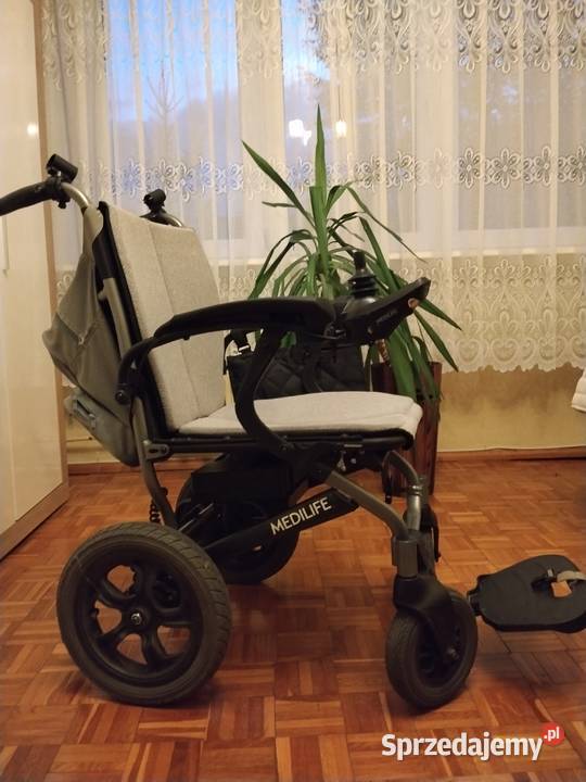 Wózek inwalidzki elektryczny MEDLIFE Łowicz