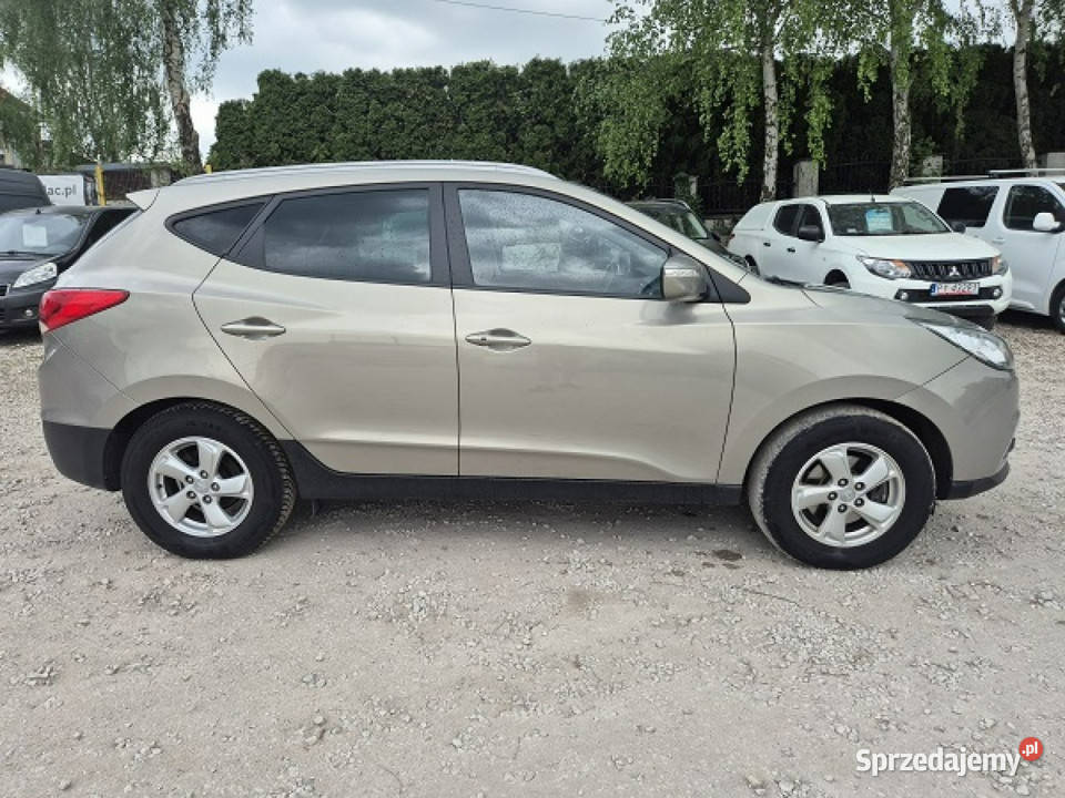 Hyundai ix35 124000 20 Benz szary kujawsko-pomorskie Bydgoszcz