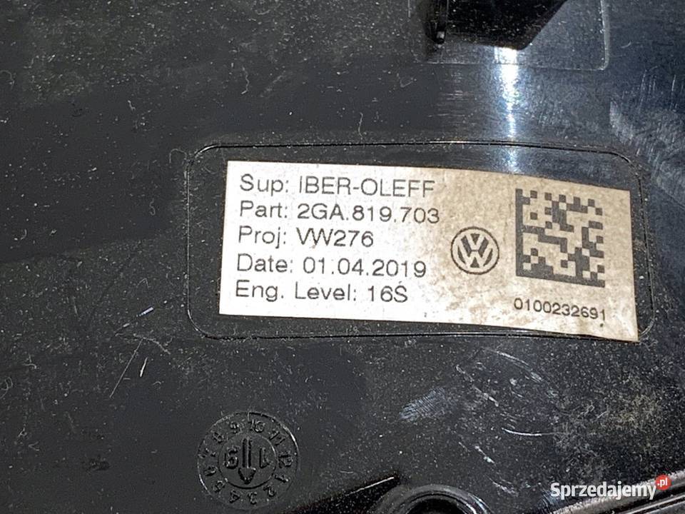 KRATKA NAWIEWU PRZÓD VW TROC 2GA819703 Crossover