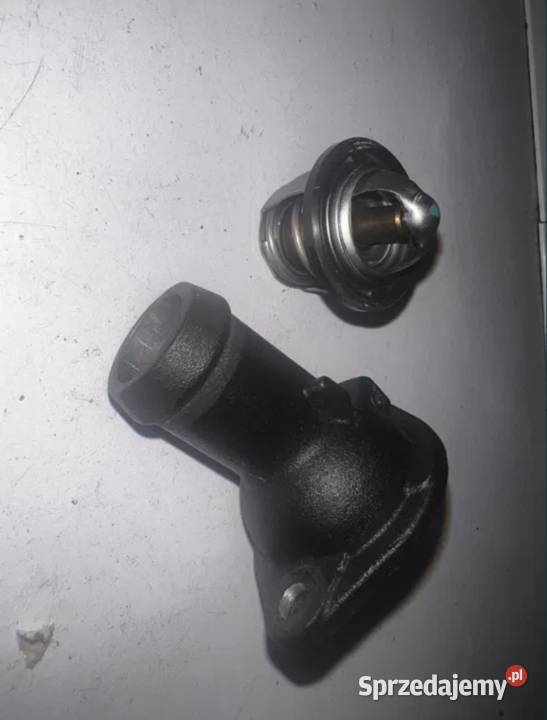 Termostat osłona obudowa komplet BMW G310 BMW GR Ostrzeszów