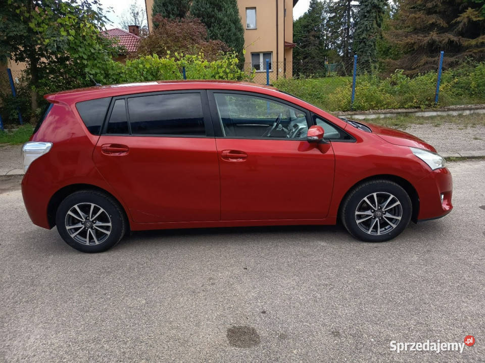 Toyota Verso Bezwypadkowy ks serwisowa gniazdo USB lubelskie Janów Lubelski