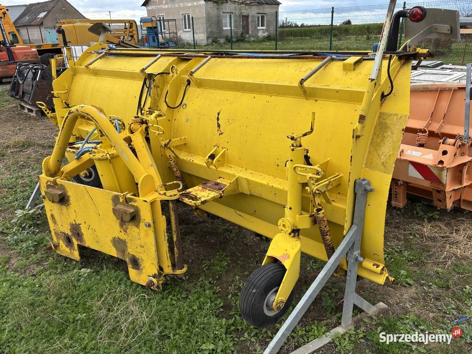 Plug do śniegu koparko ładowarka JCB unimog lubelskie Piaski