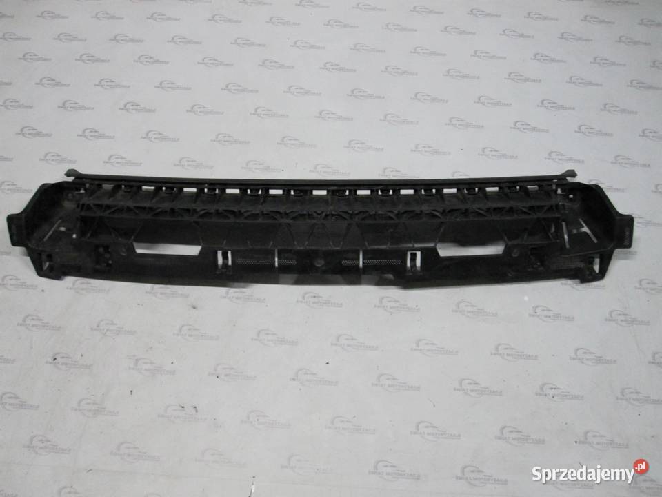 AUDI A3 8P LIFT 12r ślizg zderzaka tył