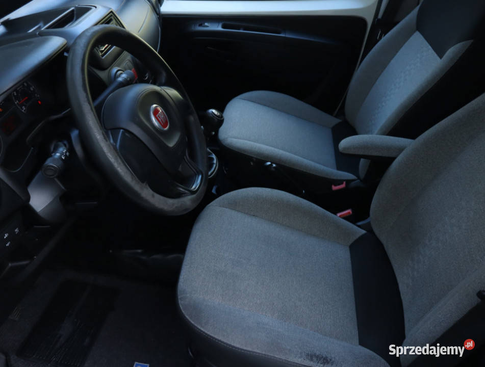 Fiat Fiorino 14 gniazdo USB Piaseczno