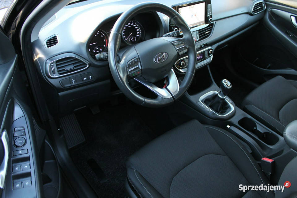 Hyundai i30 TGDI 140 Intro Panorama Bogate wielofunkcyjna kierownica Motoryzacja Lubań