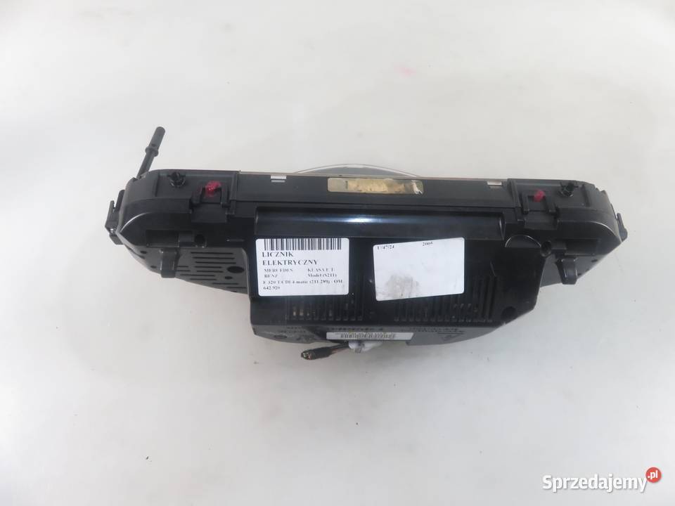 LICZNIK MERCEDES 211 E 320 T CDI 2115402548 Liczniki i zegary sprzedam
