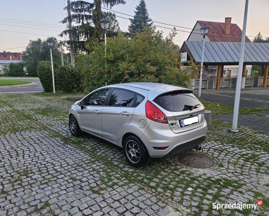 Ford Fiesta 2009r 12Benz Klima Alufelgi Stan manualna Ryglice sprzedam