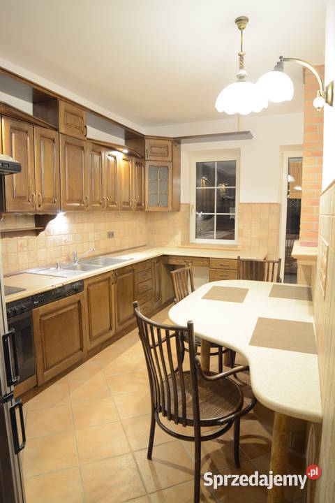 Słoneczne 3 pokoje kuchnia balkon garaż KABATY Warszawa