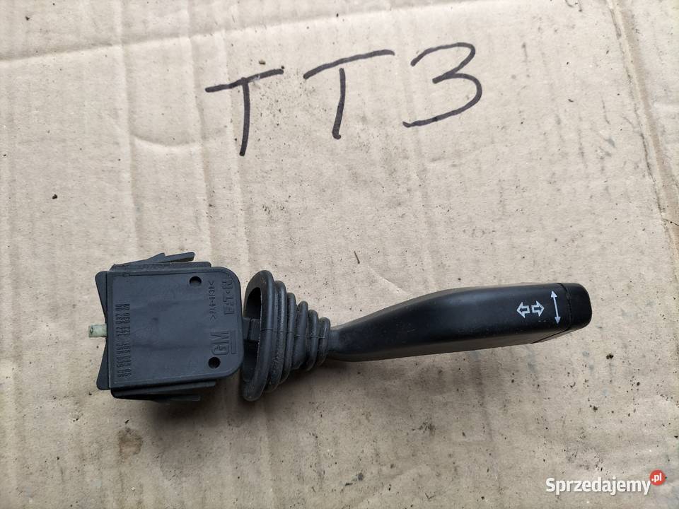 PRZEŁĄCZNIK KIERUNKOWSKAZÓW ASTRA G 90560990 osobowe lubelskie Kamień-Kolonia