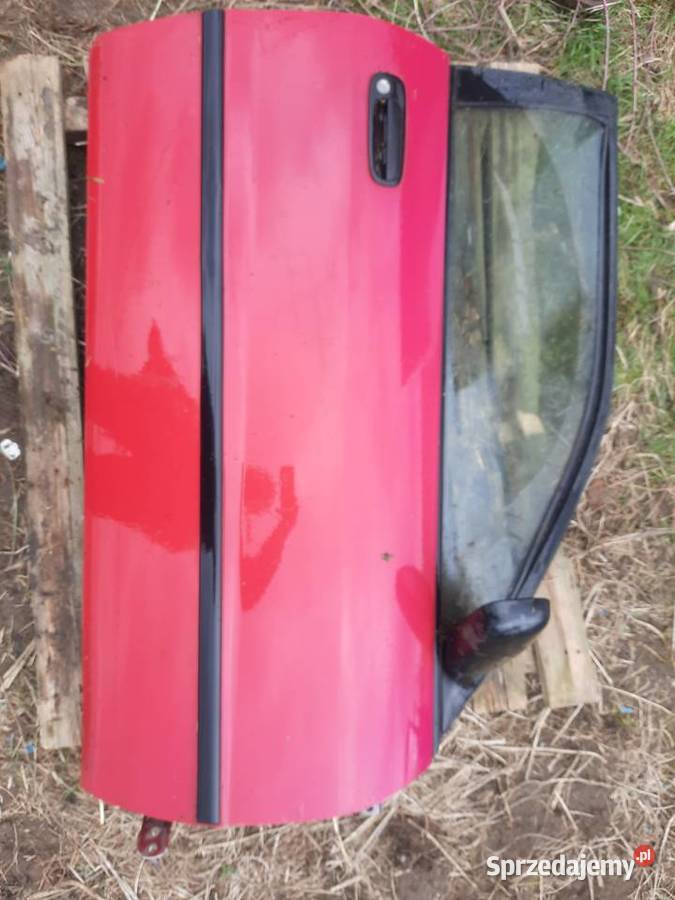 Toyota Corolla 9702 3 drzwiowa drzwi prawe