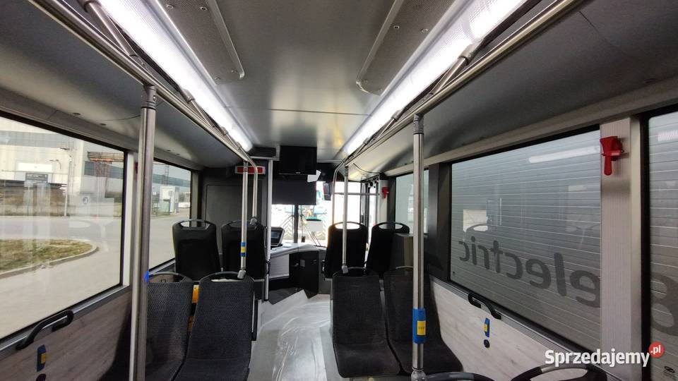 Autobus przegubowy Solaris Urbino 18 Electric podwójne tylne koła Autobusy i minibusy Autobusy i minibusy Bolechowo-Osiedle