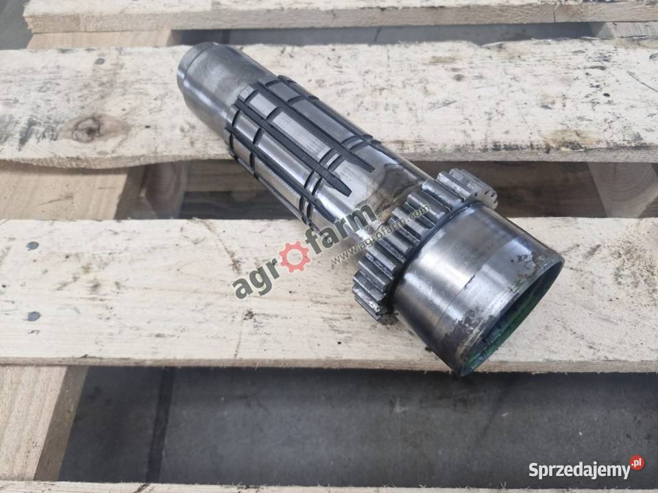 Wałek John Deere 6120 6320 6400 sprzedam