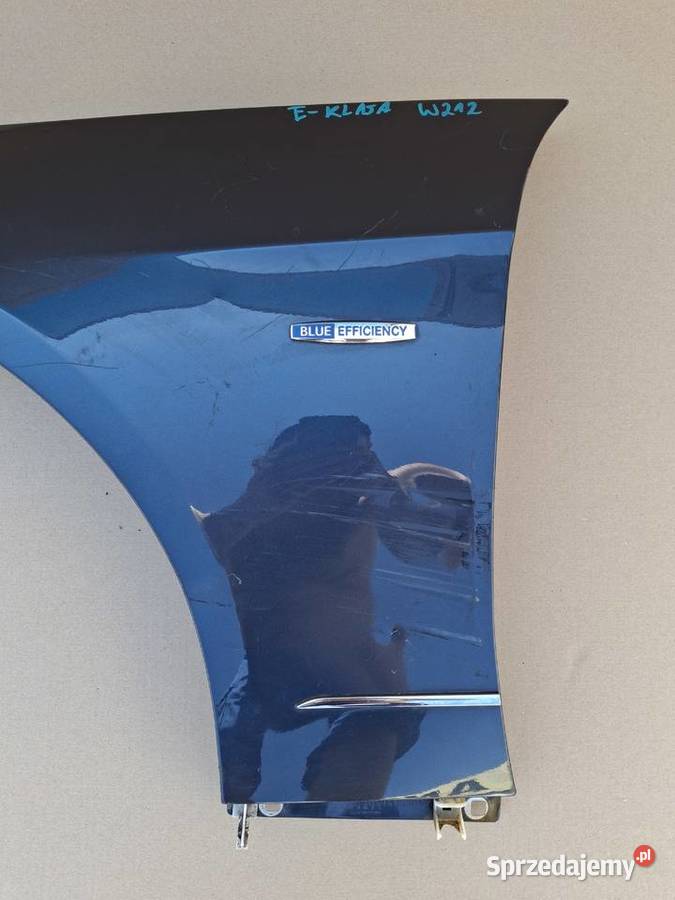 MERCEDES EKLASA W212 BŁOTNIK LEWY PRZÓD PRZEDNI Bieleń