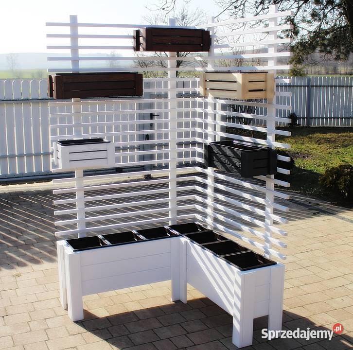 Donica Narożna z Kratką Lakierowana pergola Kraków