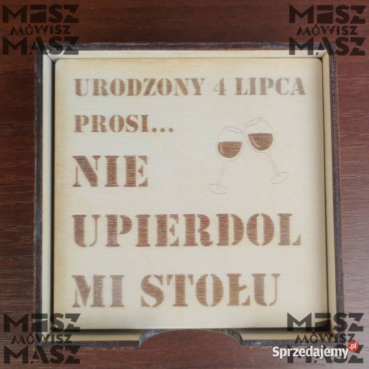 Podkładki pod kubekszklankę 10x10 drewno grawer Racot