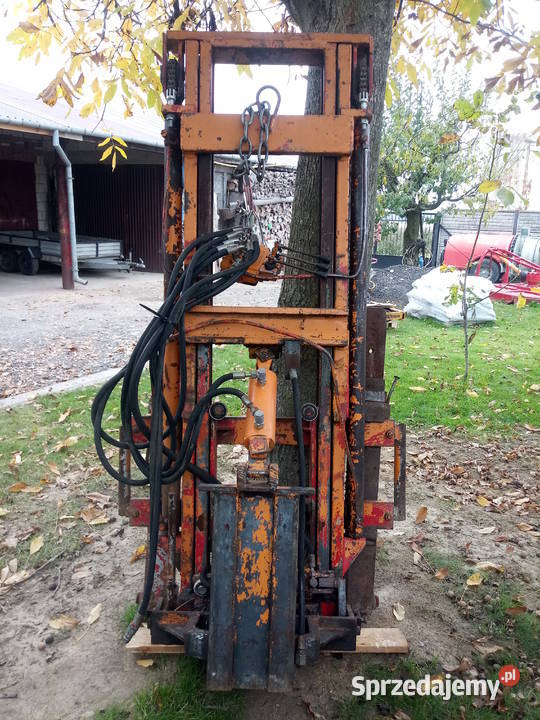 Maszt hydrauliczny montowany na tył ciągnika lubelskie Romanówka