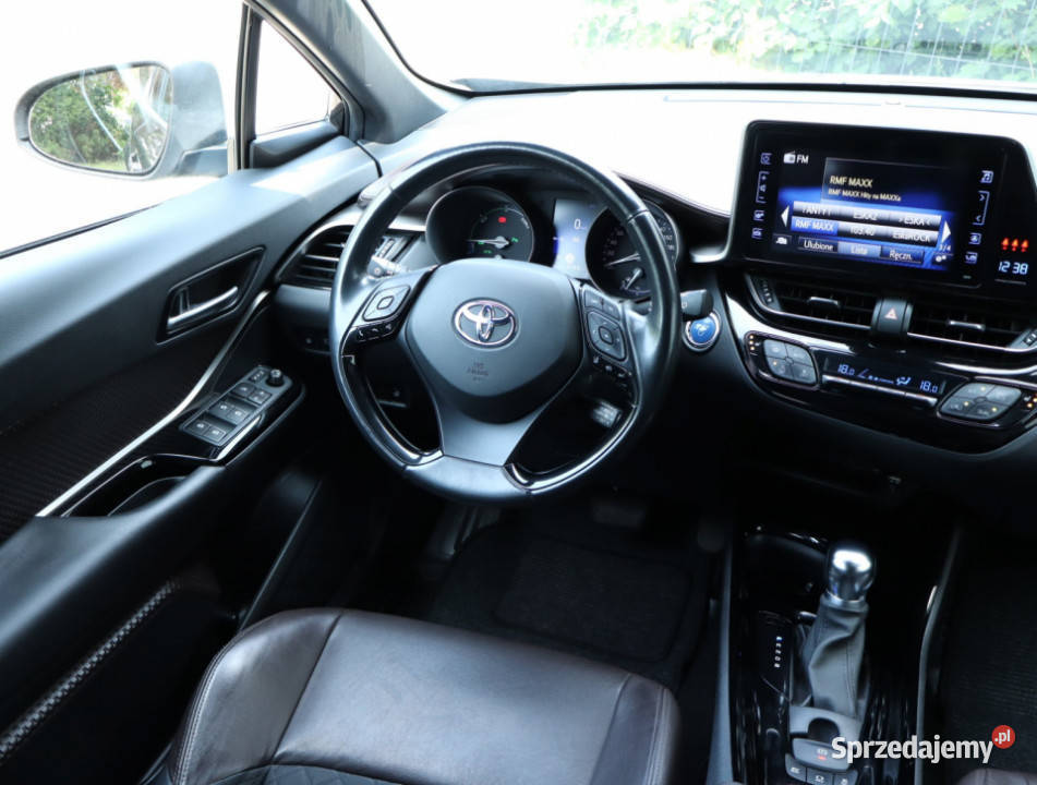 Toyota CHR 18 Hybrid Piaseczno