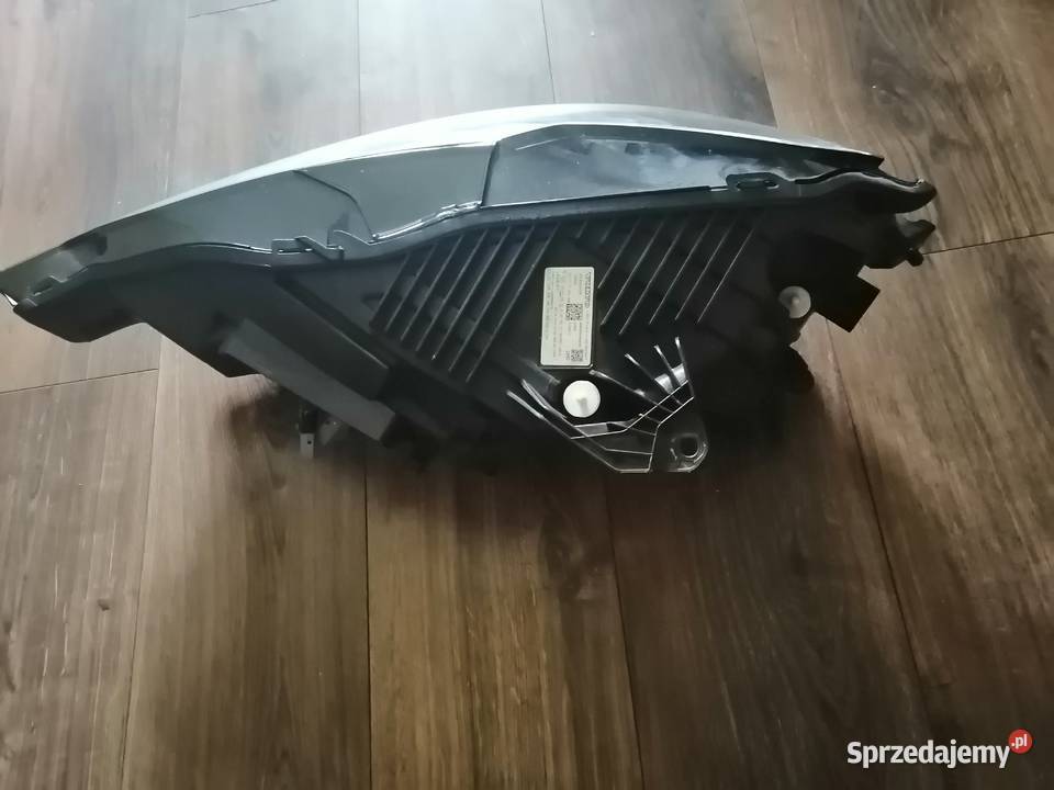 Lampa przednia prawa Volvo xc 60 Full LedPokecam osobowe Wałbrzych