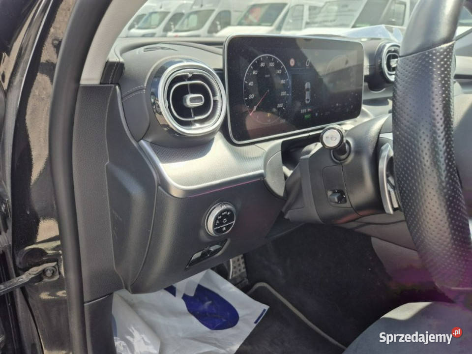 Mercedes C 300 W206 2021 4/5 Komorniki