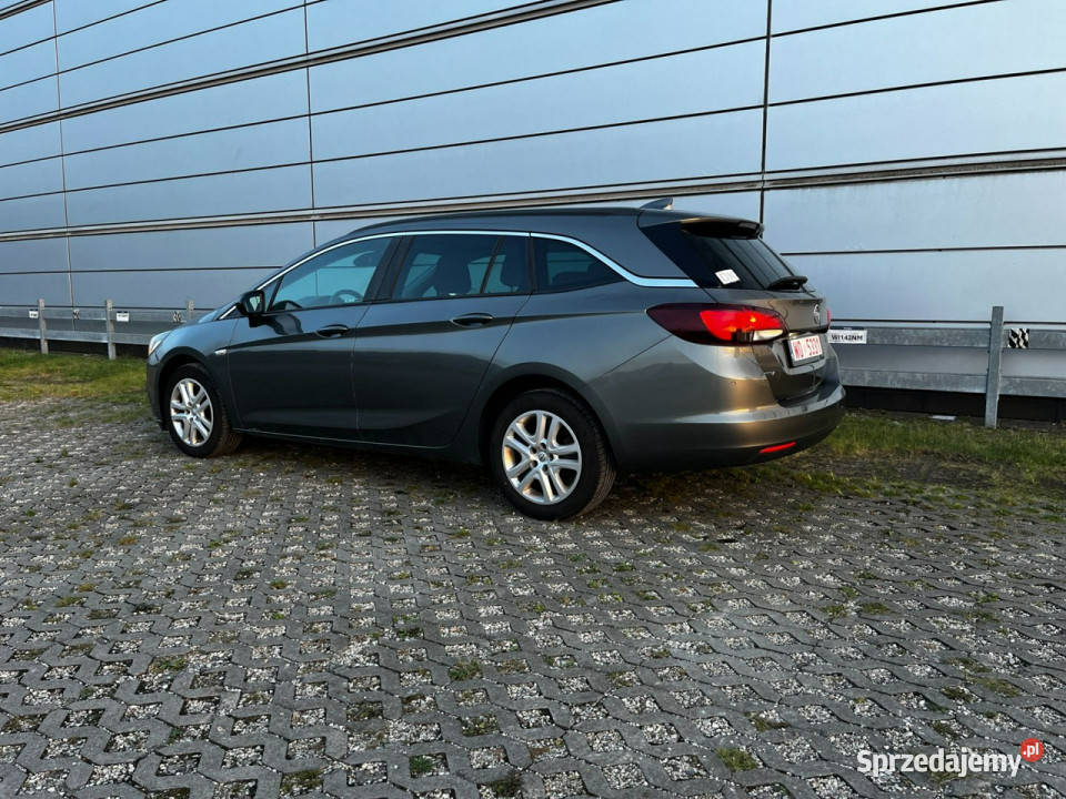 Opel Astra 10 Turbo bezwypadkowy FVAT Rozalin