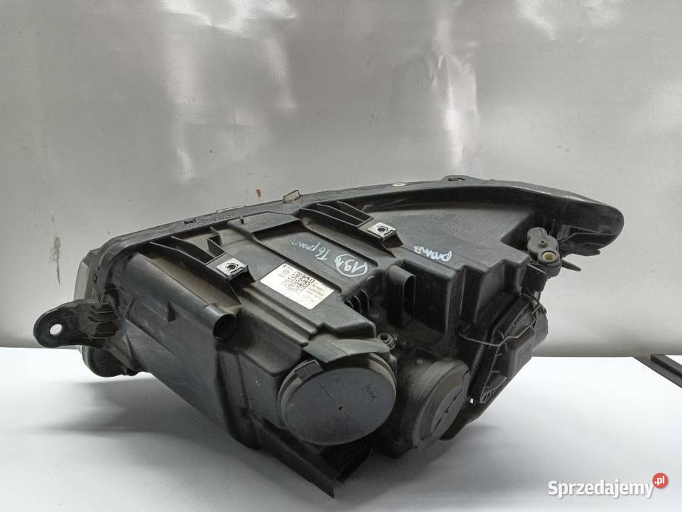 LAMPA PRZÓD PRZEDNIA PRAWA VW T6 7L194106B Lampy przednie sprzedam
