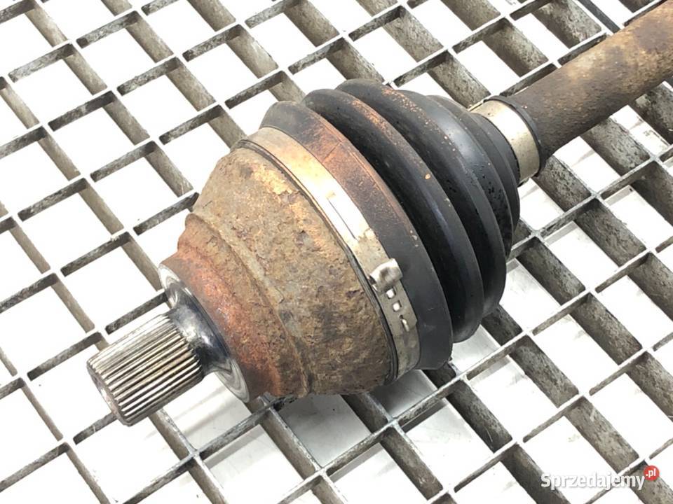 PÓŁOŚ LEWY PRZÓD SKODA OCTAVIA III 18 180 osobowe