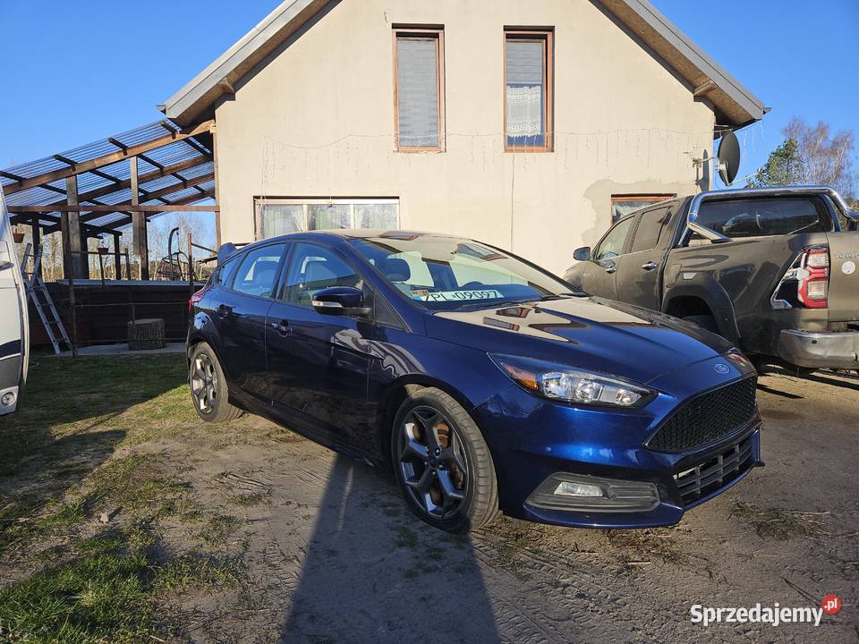 Ford Fokus ST Niski orginalny przebieg Rok produkcji 2017 Police